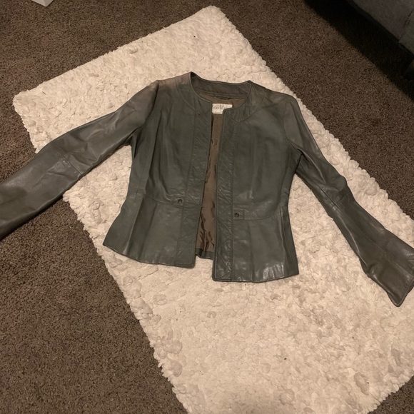 MaxMara Vintage Green Women’s Genuine Leather Jacket made in Italy (US SZ 12) - Picture 2 of 16